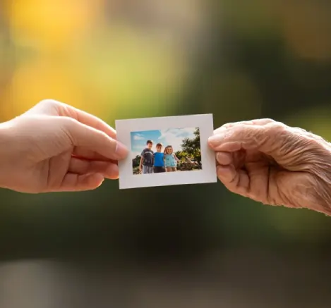 «انتقال خاطرات بین نسل‌ها با یک عکس خانوادگی؛ مفهوم پیوند عاطفی در مجله خاطرات و تحریریه صدای خاطرات»