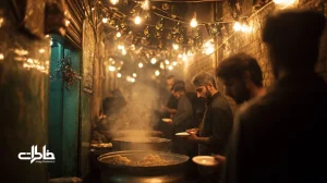 کوچه ایرانی در محرم با نذر و چراغانی، سینه‌زنی و همسایه‌ها که غذا توزیع می‌کنند؛ بازنمایی صمیمیت محله و شکل‌گیری حافظه جمعی.